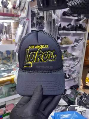 Angeles Lakers Black Mesh Trucker Snapback Cap