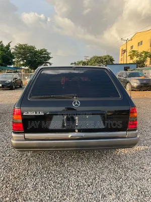 Mercedes-Benz 230E 1992 Black