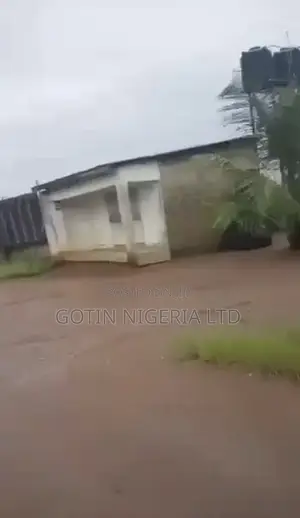 3bdrm Block of Flats in Gotin Nigeria Ltd, Benin City for sale