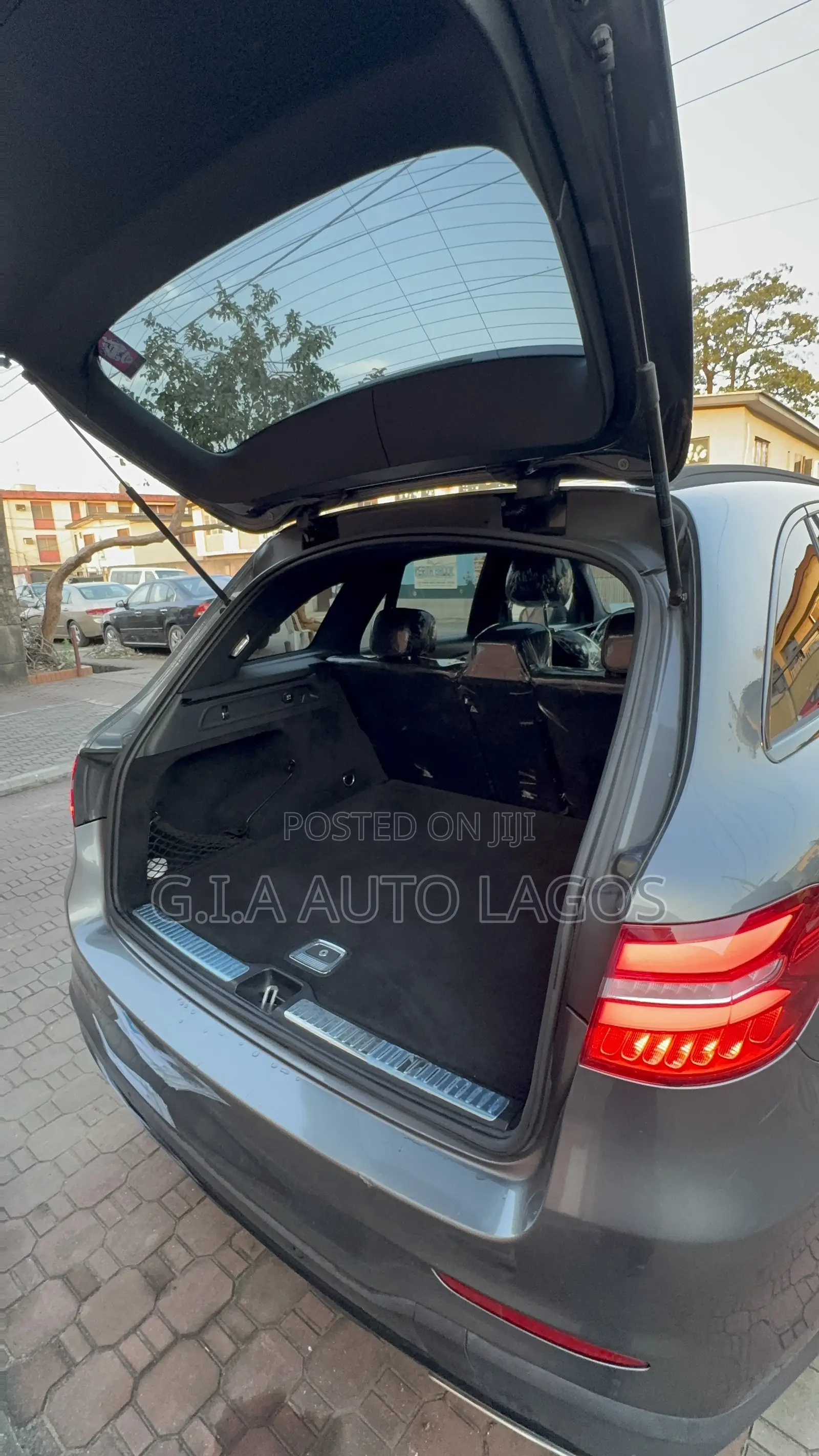 Mercedes-Benz GLC-Class 2019 Gray