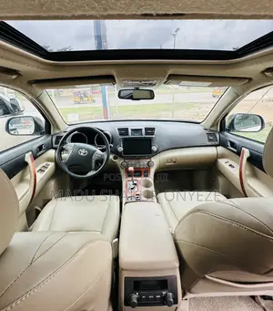 Toyota Highlander Limited 4x4 2009 White