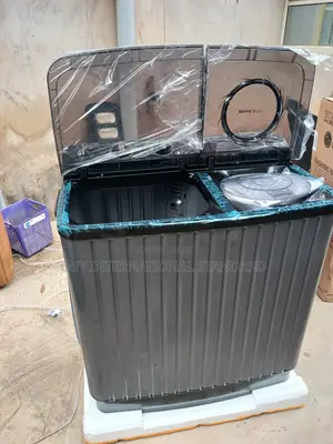 LG 8KG Twin Tub Manual Washing Machine With Wash and Spin Functions
