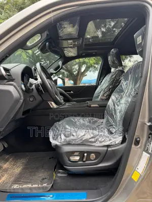 Lexus LX 600 2023 Gray