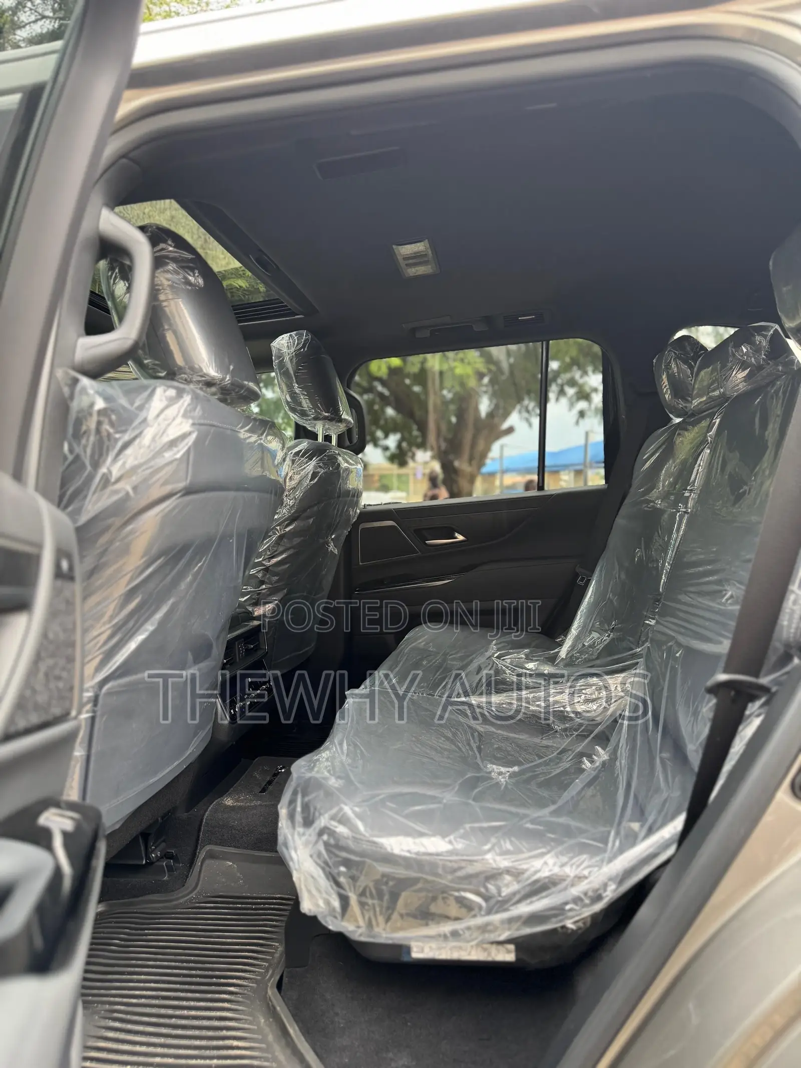 Lexus LX 600 2023 Gray