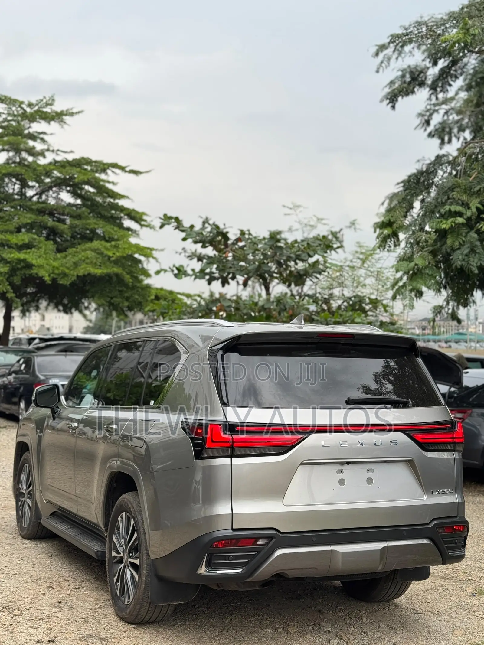 Lexus LX 600 2023 Gray