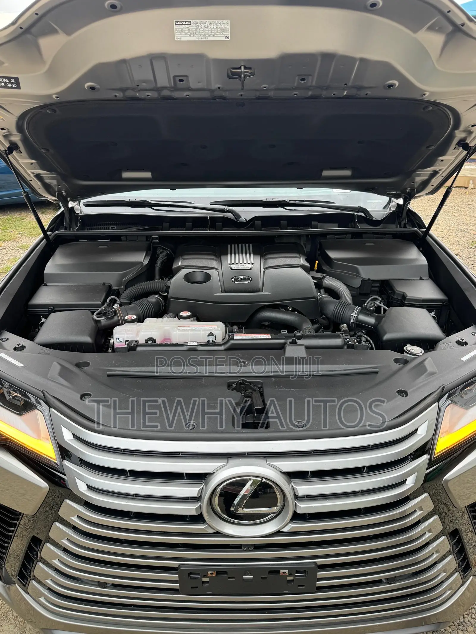 Lexus LX 600 2023 Gray