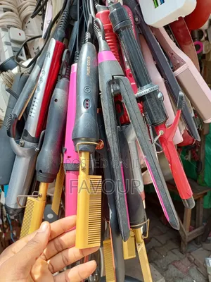 Quality Hot Combs and Stretcher Available 