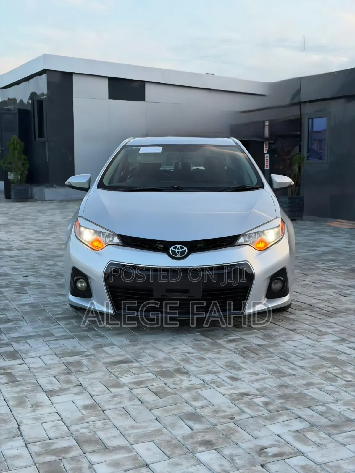 Toyota Corolla 2013 Silver