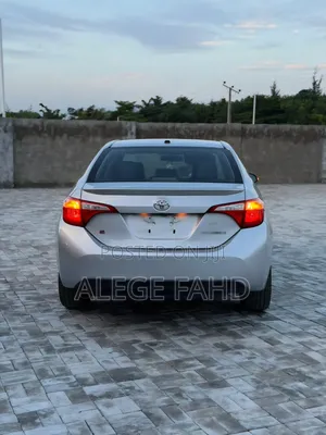 Toyota Corolla 2013 Silver