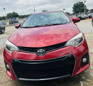 Toyota Corolla LE 4dr Sedan (1.8L 4cyl CVT) 2014 Red