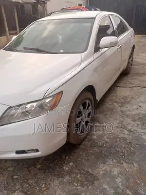 Toyota Camry LE 4dr Sedan (2.4L 4cyl 5A) 2008 White