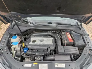 Volkswagen Eos Komfort 2dr Convertible (2.0L 4cyl Turbo 6AM) 2014 Brown