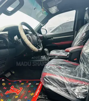 Toyota Hilux 2023 Black