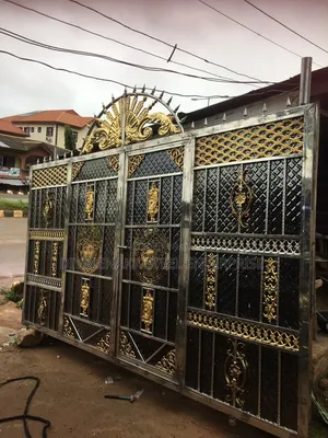 Stainless Black Design Gate