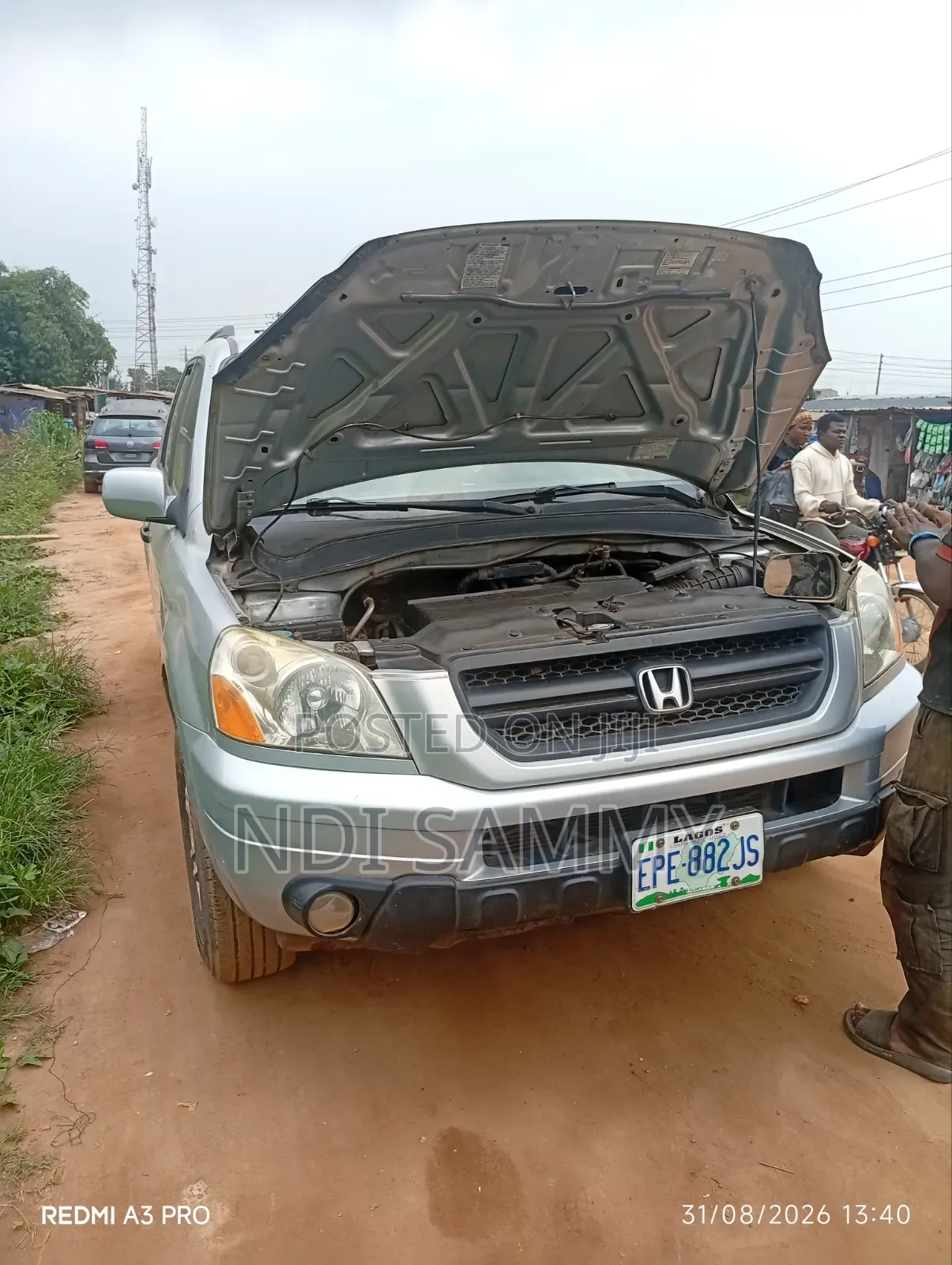 Honda Pilot 2004 Silver