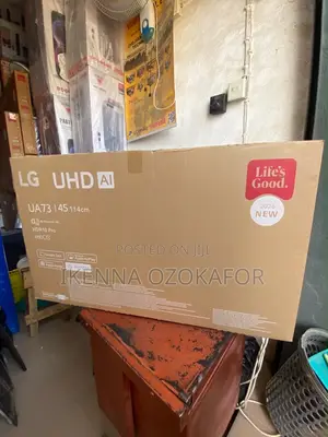 45 Smart UHD TV