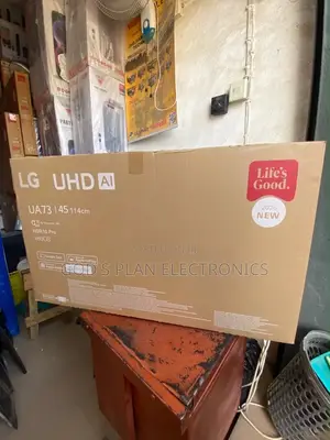45 Smart UHD TV