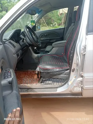 Honda Pilot 2004 Silver