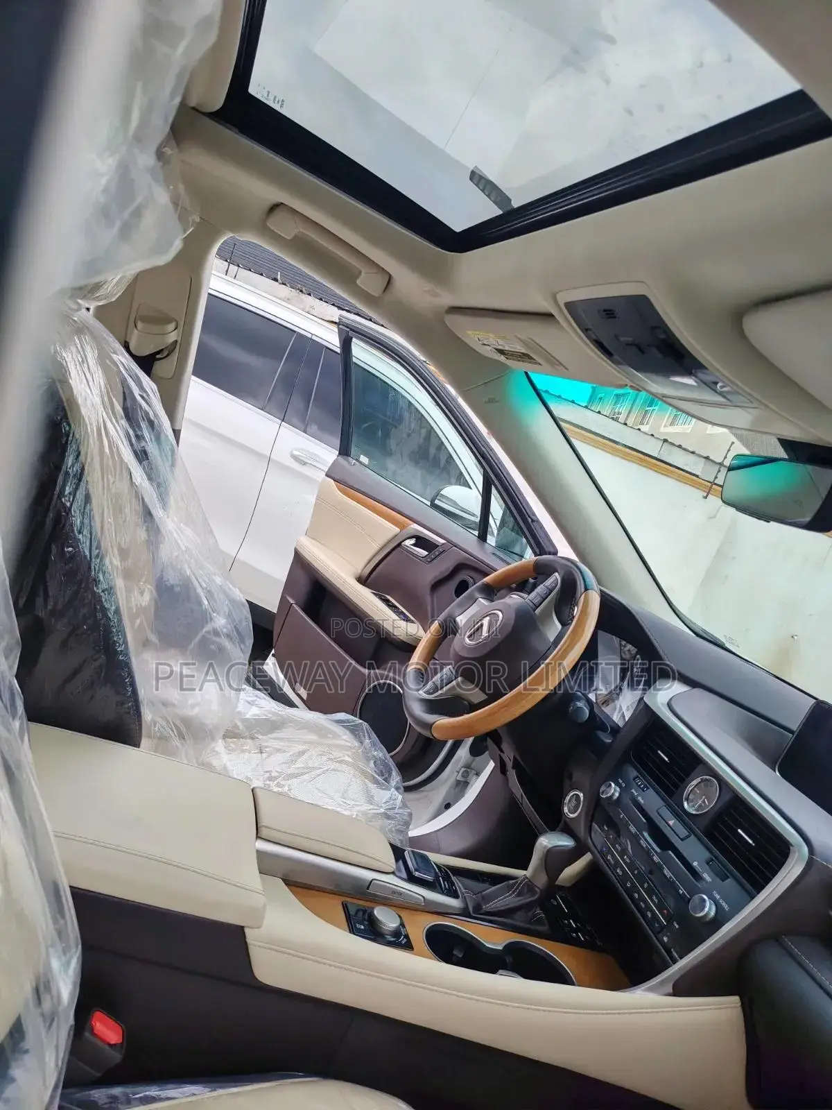 Lexus RX 2019 White
