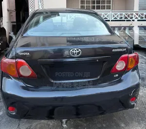 Toyota Corolla 2010 Black