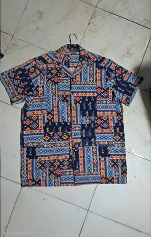 Vintages Shirts