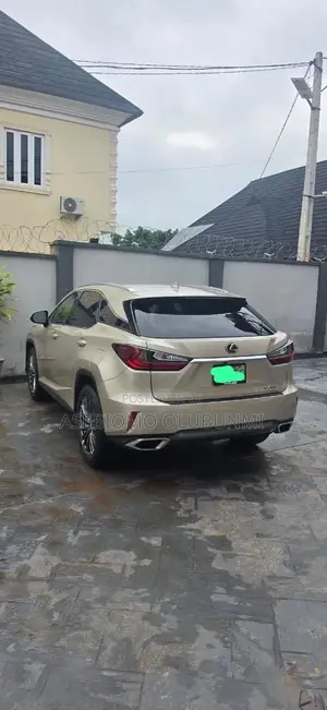 Lexus RX 350 2WD 2020 Gold