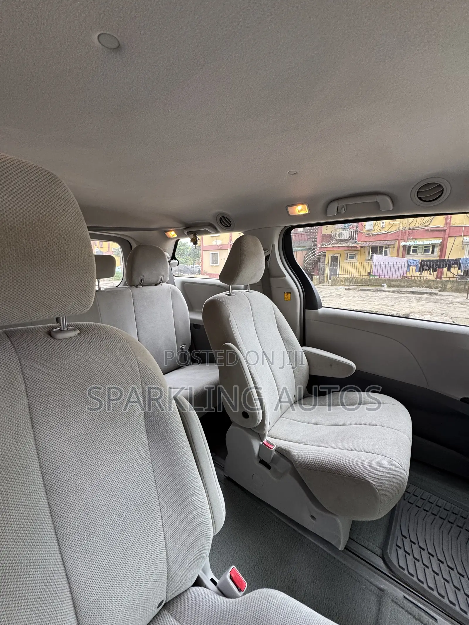 Toyota Sienna 2013 Blue