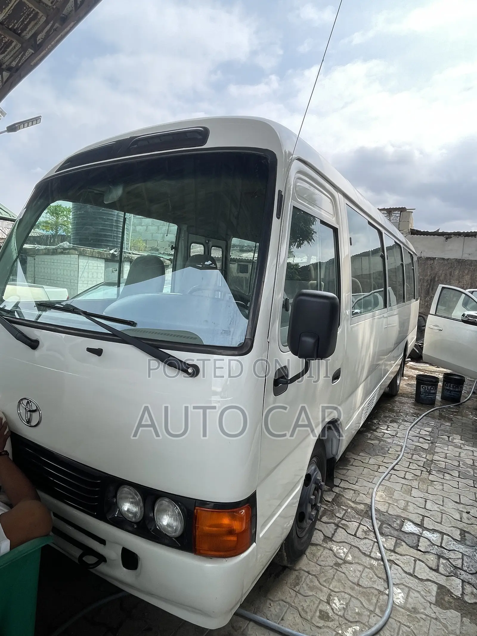Toyota Coaster 2011 White