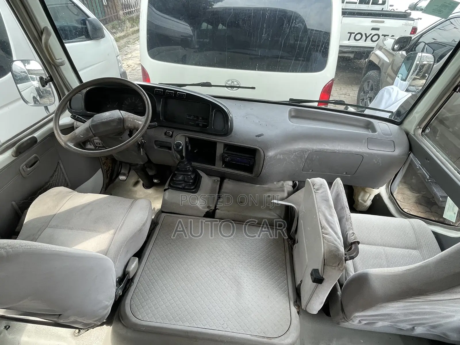 Toyota Coaster 2011 White