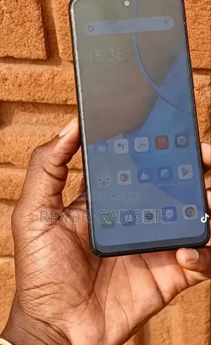 New Tecno Spark 8 Pro 128 GB Blue