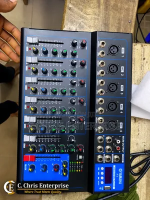 F7 Yamaha Mixer