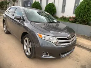 Toyota Venza XLE AWD V6 2013 Gray