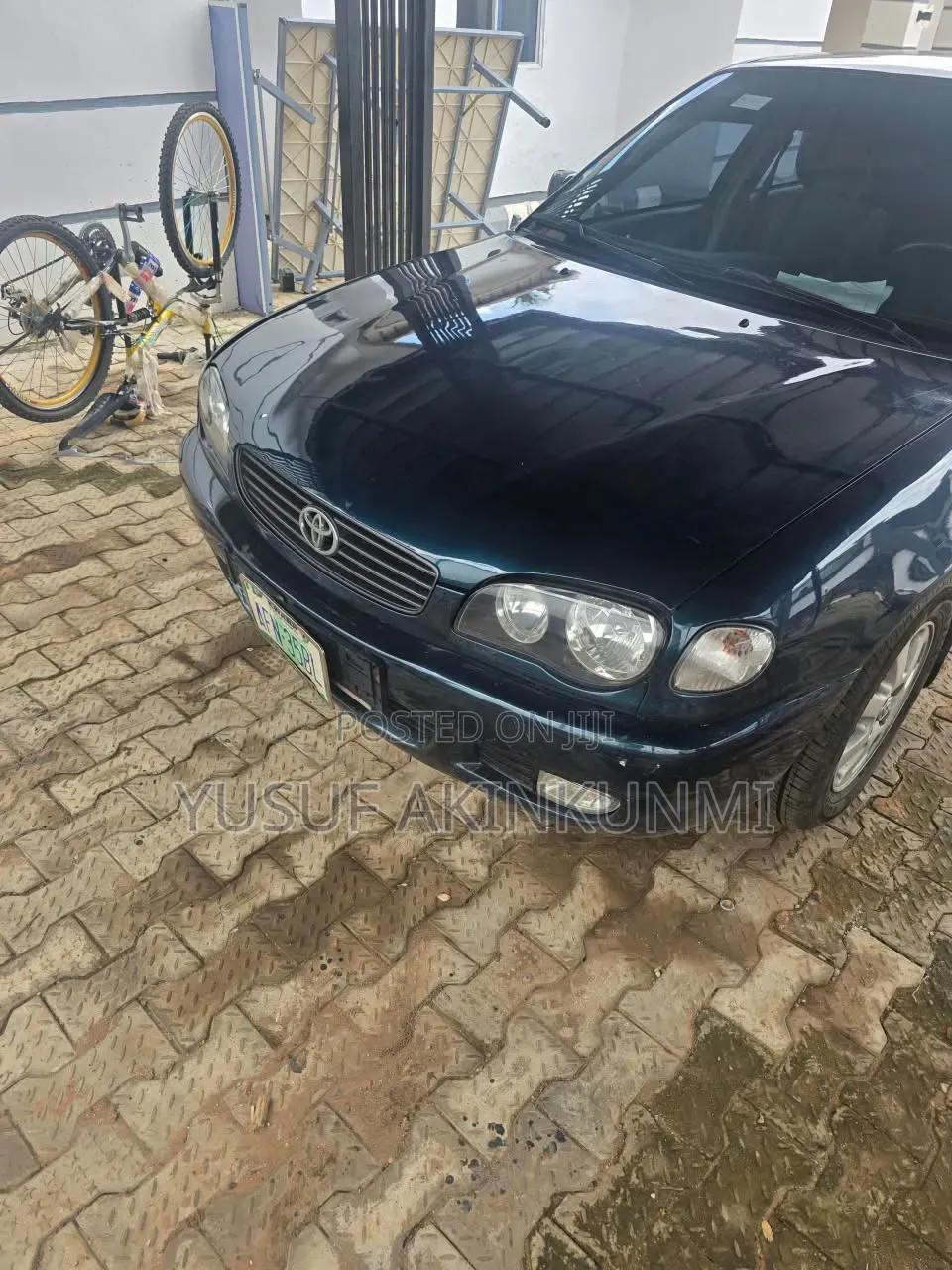 Toyota Corolla Liftback 2000 Gray