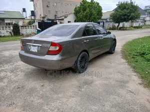 Toyota Camry XLE 4dr Sedan (2.4L 4cyl 4A) 2003 Gray