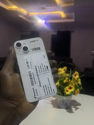 Apple iPhone 14 128 GB White