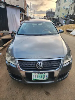 Volkswagen Passat 2.0 2008 Gray