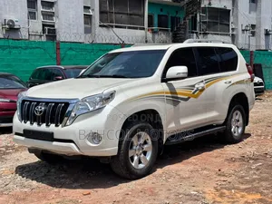 Toyota Land Cruiser Prado 4.0 Petrol TX 2017 White