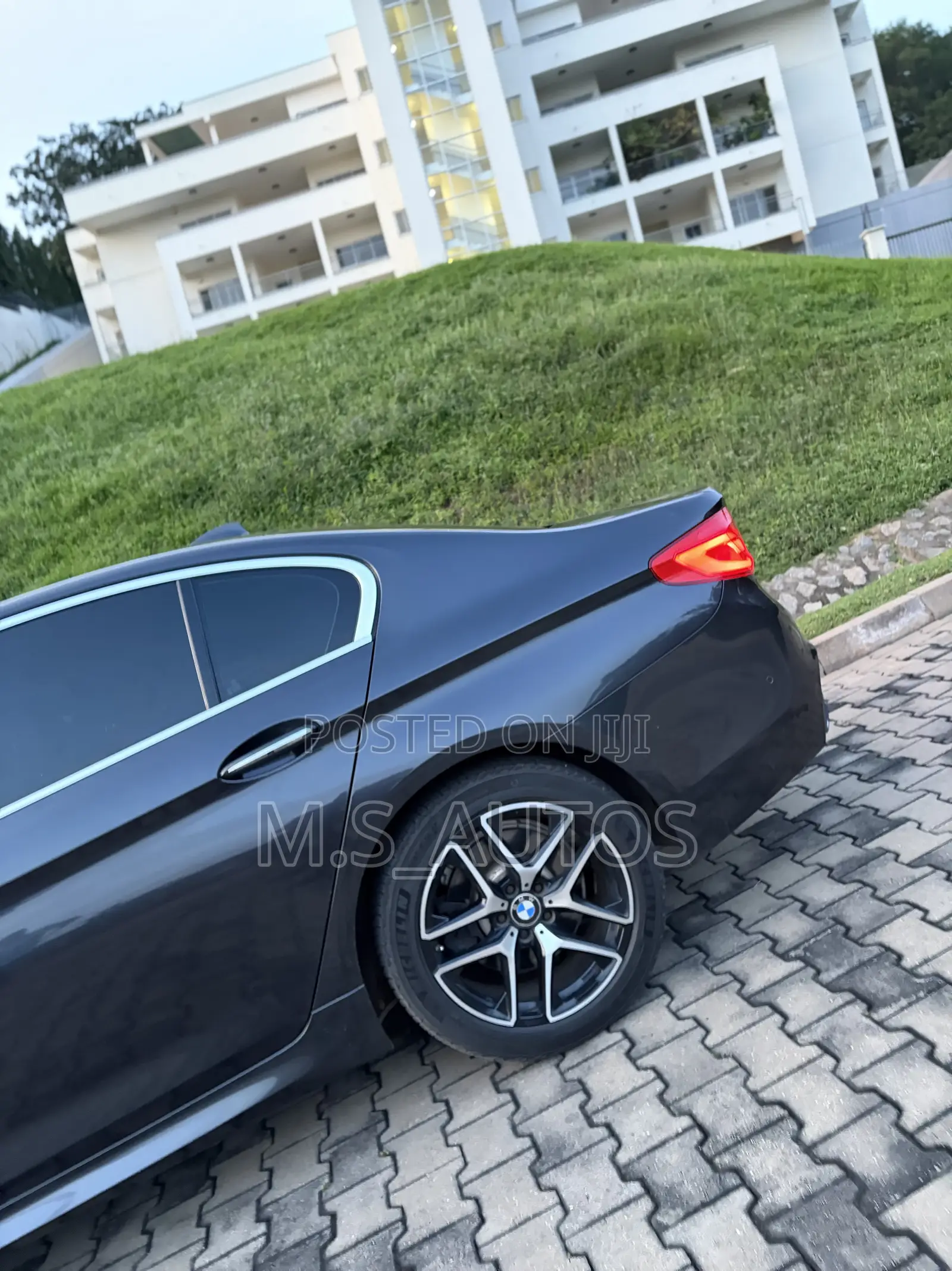BMW 530i 2018 Gray