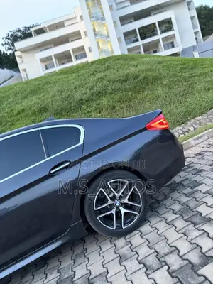 BMW 530i 2018 Gray