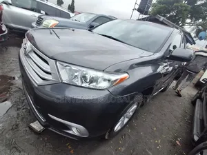 Toyota Highlander 2012 Gray