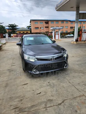 Toyota Camry XLE 4dr Sedan (2.5L 4cyl 6A) 2015 Gray