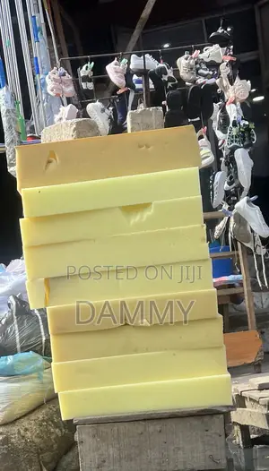 Plastic Clothes Hangers
