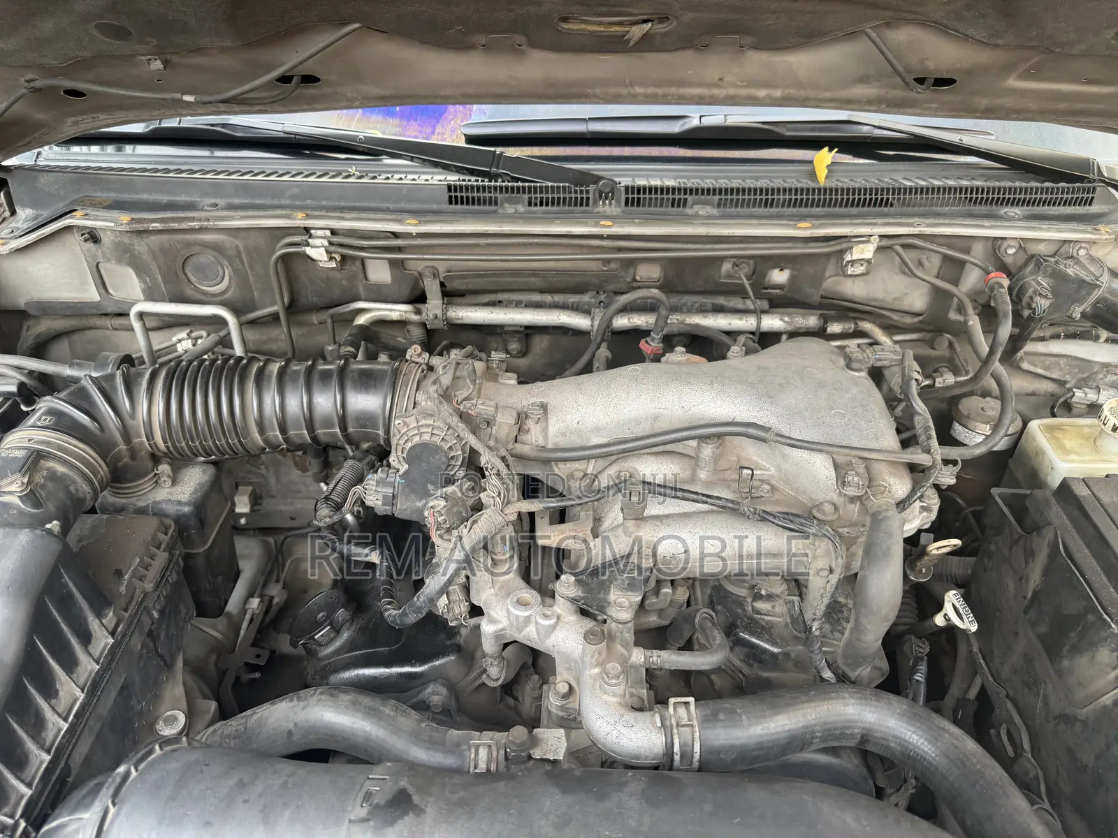 Mitsubishi Pajero V80 3.0 VR-I 2014 Silver