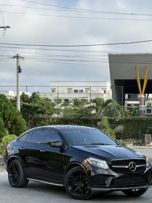 Mercedes-Benz GLE-Class 2016 Black