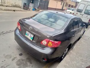 Toyota Corolla 2010 Gray