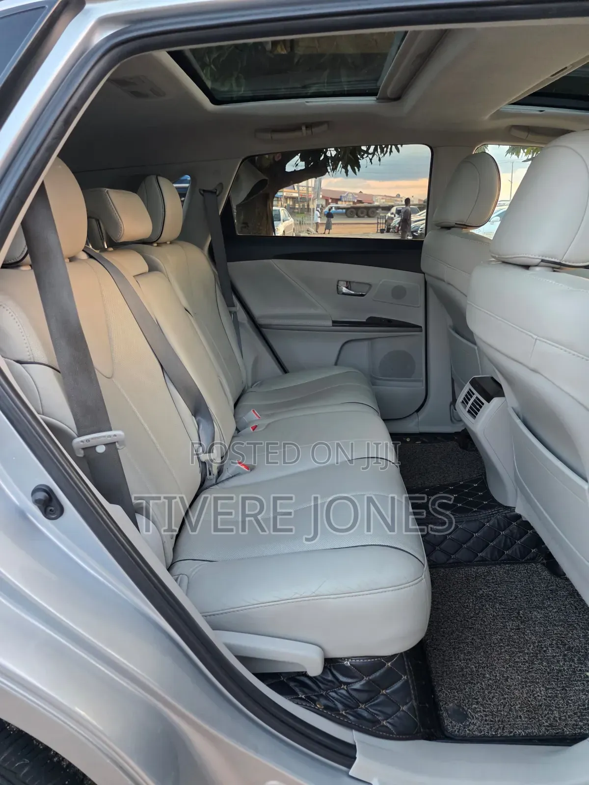 Toyota Venza 2015 Silver
