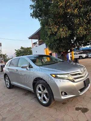 Toyota Venza 2015 Silver