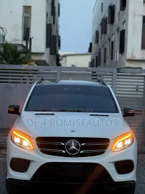 Mercedes-Benz GLE-Class 2018 White