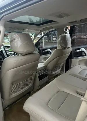 Toyota Land Cruiser 2018 Black