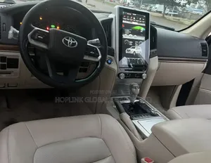 Toyota Land Cruiser 2018 Black